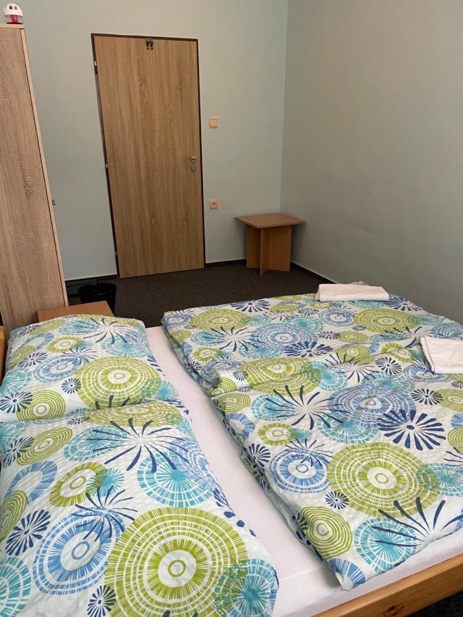 Penzion U Klujů Vestin Exterior foto