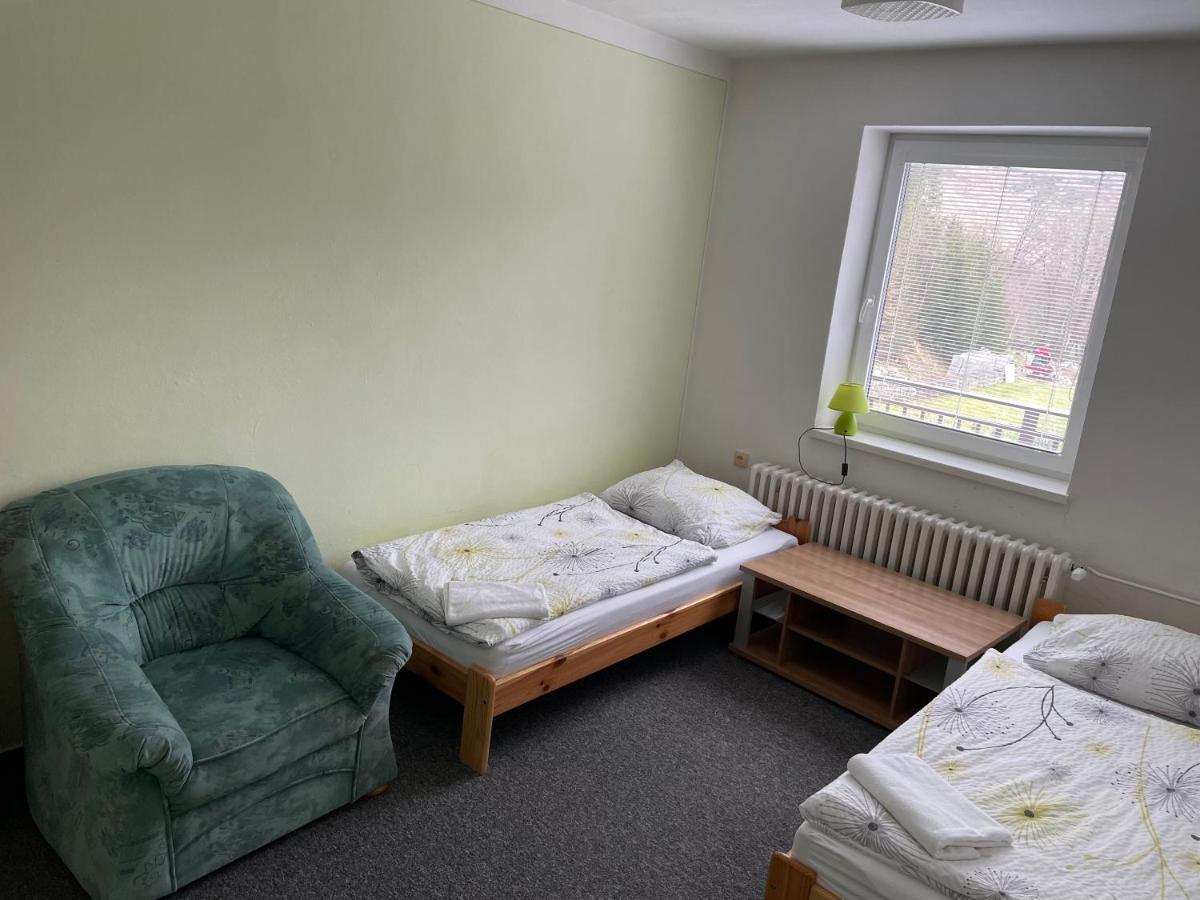 Penzion U Klujů Vestin Exterior foto